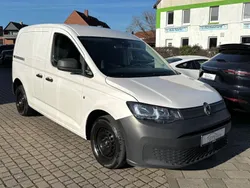 Weiß Gebraucht 2021 VW Caddy Van / Kleinbus | 11.690 € (Etwas zu teuer)