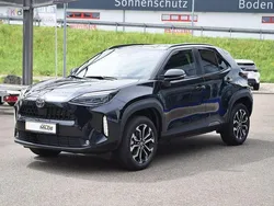 Schwarz Neu 2025 Toyota Yaris Cross Style SUV | 27.090 €
