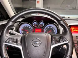 Weiß Gebraucht 2012 Opel Astra GTC Limousine | 4.900 € (Fairer Preis)
