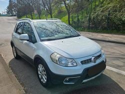 Weiß Gebraucht 2010 Fiat Sedici SUV | 2.700 € (Guter Preis)