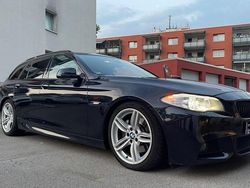 Schwarz Gebraucht 2013 BMW 530 Shadowline Kombi | 13.499 € (Fairer Preis)