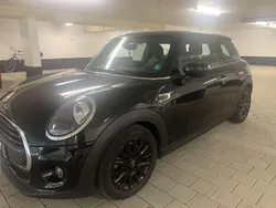 Schwarz Gebraucht 2020 Mini ONE Kleinwagen | 15.200 € (Fairer Preis)