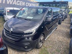 Tenebroschwarz Gebraucht 2021 Renault Trafic Life Van | 37.399 € (Teuer)