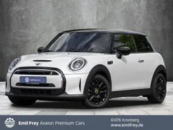 Nanuq white metallic Gebraucht 2023 Mini Cooper SE Classic Kleinwagen | 19.750 € (Superpreis)