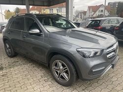 Grau Gebraucht 2022 Mercedes GLE300 AMG SUV | 58.000 € (Fairer Preis)
