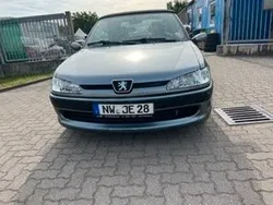 Schwarz Gebraucht 2001 Peugeot 306 Cabriolet Premium Cabrio | 1.950 € (Guter Preis)