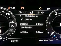 Grau Gebraucht 2020 Land Rover Range Rover evoque SE Dynamic SUV | 34.000 € (Fairer Preis)