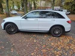 Weiß Gebraucht 2018 Mercedes GLC250 AMG line SUV | 39.995 € (Teuer)