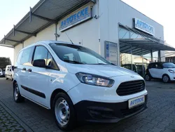 Weiß Gebraucht 2017 Ford Transit Kombi | 8.990 € (Fairer Preis)