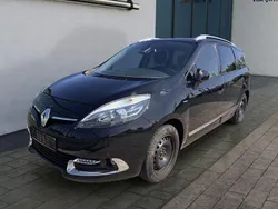 Sternenschwarz Gebraucht 2014 Renault Scénic III Bose Edition Van / Kleinbus | 6.480 € (Fairer Preis)