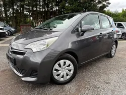 Grau Gebraucht 2011 Toyota Verso-S Life Van / Kleinbus | 5.200 € (Guter Preis)