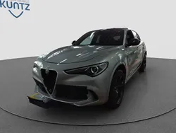 Grigio silverstone Gebraucht 2022 Alfa Romeo Stelvio Quadrifoglio SUV | 62.980 € (Fairer Preis)