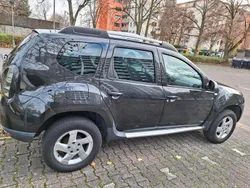 Schwarz Gebraucht 2011 Dacia Duster SUV | 6.000 € (Etwas zu teuer)