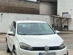 Weiß Gebraucht 2009 VW Golf VI Limousine | 3.499 € (Guter Preis)