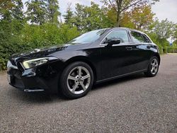 Schwarz Gebraucht 2018 Mercedes A200 Limousine | 15.400 € (Fairer Preis)