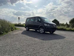 Schwarz Gebraucht 2016 VW T6 Comfortline Van | 43.999 €