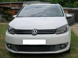 Weiß Gebraucht 2010 VW Touran Van / Kleinbus | 3.200 € (Superpreis)