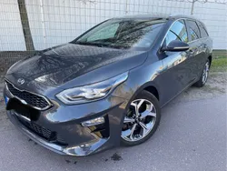 Grau Gebraucht 2018 Kia Ceed Spirit Kombi | 14.900 € (Teuer)