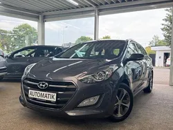Grau Gebraucht 2017 Hyundai i30 Kombi | 8.990 € (Fairer Preis)