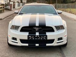 Weiß Gebraucht 2014 Ford Mustang Coupé | 15.500 € (Fairer Preis)