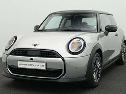 Grau Gebraucht 2024 Mini Cooper Classic Kleinwagen | 26.969 € (Fairer Preis)