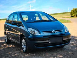 Grau Gebraucht 2006 Citroën Xsara Picasso Van / Kleinbus | 2.300 € (Etwas zu teuer)