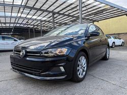 Schwarz Gebraucht 2018 VW Polo Comfortline Limousine | 9.999 € (Fairer Preis)