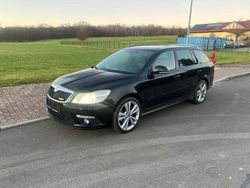 Schwarz Gebraucht 2009 Skoda Octavia RS Kombi | 6.499 € (Fairer Preis)