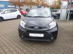 Schwarz Gebraucht 2024 Toyota Aygo X Active SUV | 15.890 € (Fairer Preis)