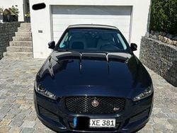 Blau Gebraucht 2017 Jaguar XE S Limousine | 17.500 € (Superpreis)