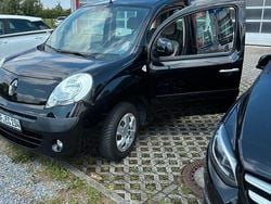 Schwarz Gebraucht 2013 Renault Kangoo Happy Family Van / Kleinbus | 5.150 € (Guter Preis)