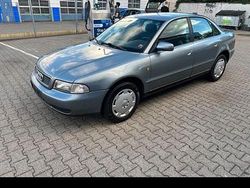Silber Gebraucht 1997 Audi A4 Limousine | 1.600 €