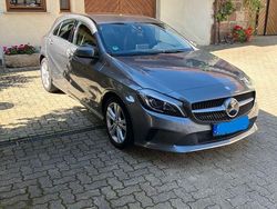Schwarz Gebraucht 2017 Mercedes A200 Urban Limousine | 14.000 € (Guter Preis)