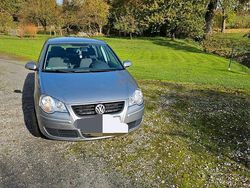 Silber Gebraucht 2007 VW Polo Kleinwagen | 2.850 € (Etwas zu teuer)