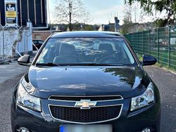 Schwarz Gebraucht 2011 Chevrolet Cruze Limousine | 5.800 € (Teuer)