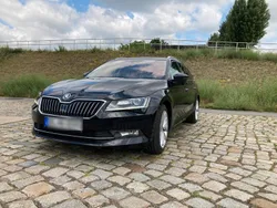 Schwarz Gebraucht 2015 Skoda Superb Kombi | 16.300 € (Fairer Preis)
