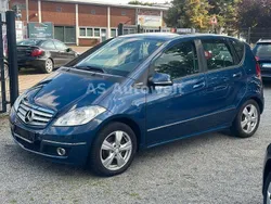 Blau Gebraucht 2011 Mercedes A180 Avantgarde Van / Kleinbus | 6.999 € (Etwas zu teuer)