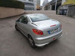 Silber Gebraucht 2003 Peugeot 206 CC Cabrio | 800 € (Superpreis)
