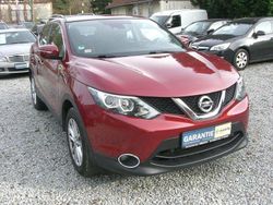 Rot Gebraucht 2014 Nissan Qashqai Acenta SUV | 10.500 € (Teuer)
