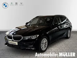 Schwarz Gebraucht 2022 BMW 318 Advantage Kombi | 25.950 € (Fairer Preis)