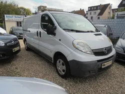 Weiß Gebraucht 2011 Opel Vivaro Van | 3.799 € (Fairer Preis)