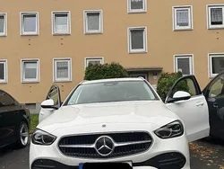 Weiß Gebraucht 2023 Mercedes C180 Kombi | 36.599 €