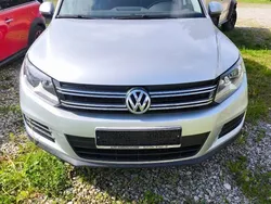 Silber Gebraucht 2012 VW Tiguan Trendline SUV | 9.800 € (Fairer Preis)