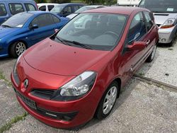 Feuerrot Gebraucht 2007 Renault Clio II Dynamique Kleinwagen | 1.699 € (Fairer Preis)