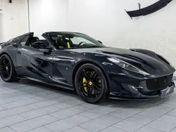 Blau Gebraucht 2022 Ferrari 812 Cabrio | 399.300 €