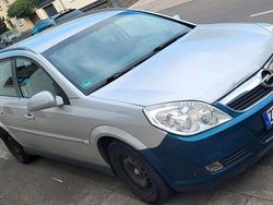 Silber Gebraucht 2007 Opel Vectra Kombi | 1.100 € (Guter Preis)