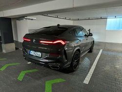 Grau Gebraucht 2021 BMW X6 M50 Performance SUV | 57.000 €