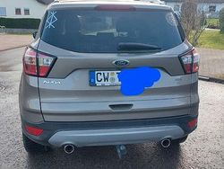 Gold Gebraucht 2019 Ford Kuga Titanium SUV | 16.999 € (Guter Preis)