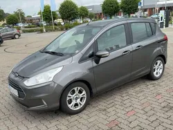 Grau Gebraucht 2015 Ford B-MAX SYNC Edition Van / Kleinbus | 7.800 € (Guter Preis)