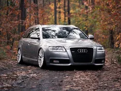 Grau Gebraucht 2009 Audi A6 Ambiente Kombi | 14.999 €